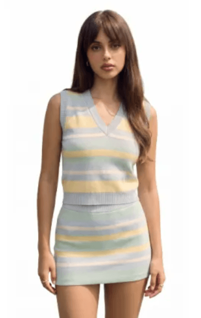 Example person photo for AI clothes changer